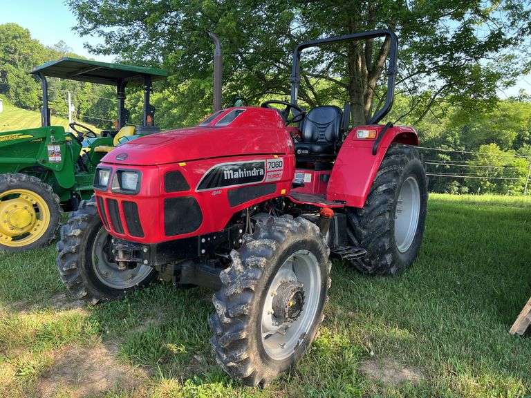 Mahindra 7060 Turbo Tractor