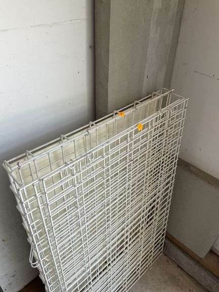 Metal Dog Kennel