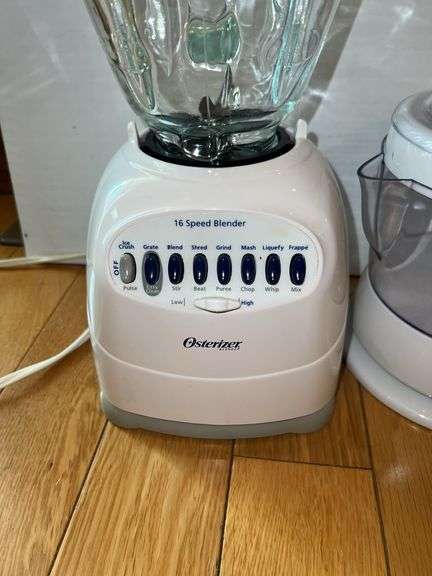 Osterizer GLASS Blender, Black and Decker Juicer, The Pampered Chef Chopper