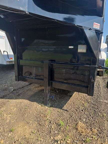 Custom-Fab livestock trailer- 7'x 18'
