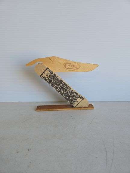 Wooden Case knife display