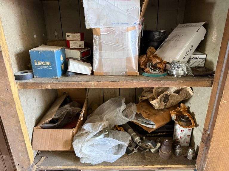 Uncataloged Items- Onsite Bidding Only For This Lot Items! click lot to view photos
