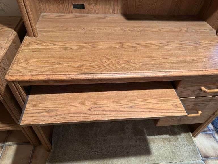 WOODEN COMPUTER DESK WITH ROLLING DESK CHAIR