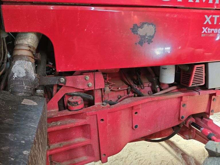 McCormick XTX 215 cab tractor