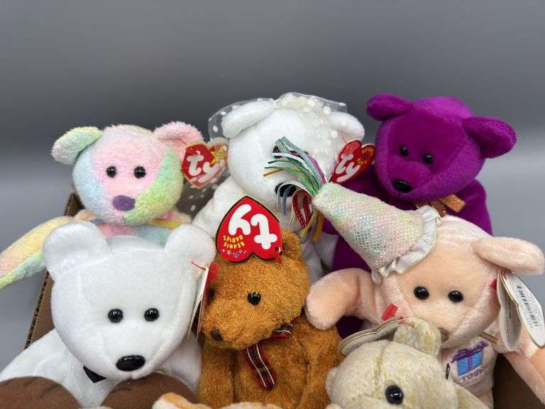 VARIETY OF BEANIE BABIES WITH TAGS