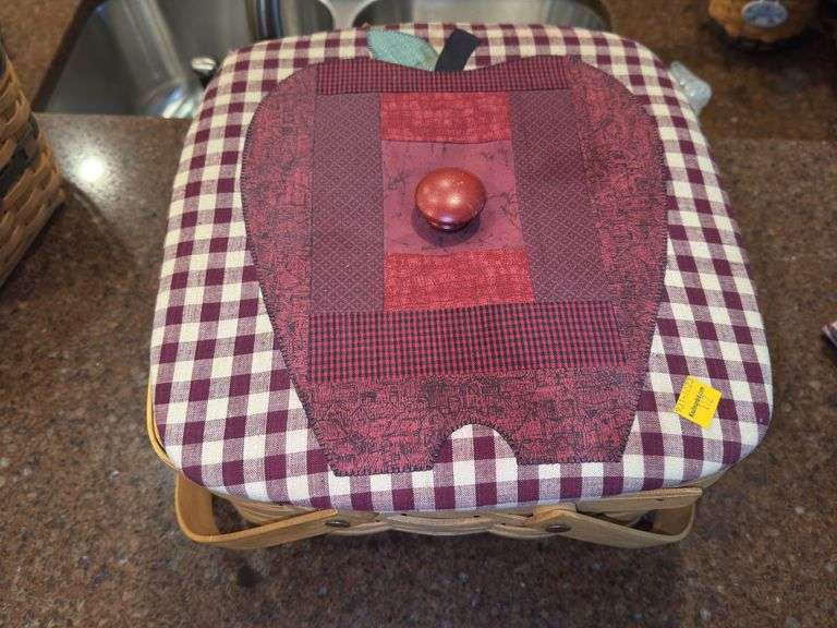 Longaberger Apple Picnic Basket