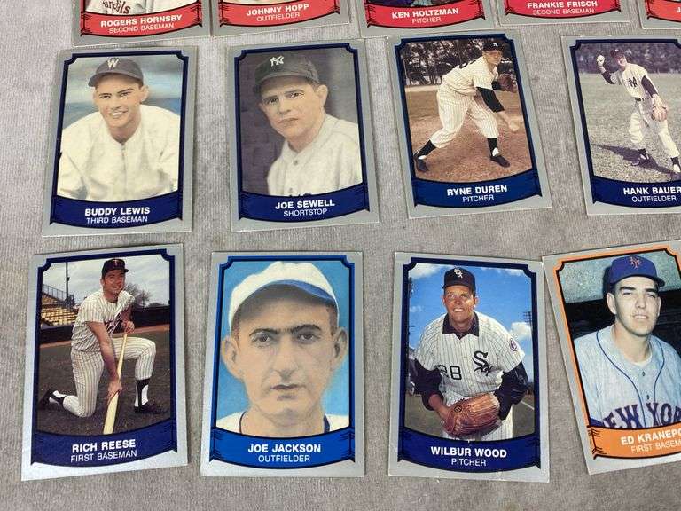 (18) Baseball Legends Baseball Cards
