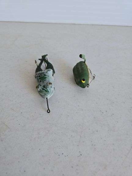 Vintage frog lures- includes Halik