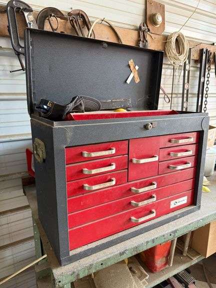 Uncataloged Items- Onsite Bidding Only For This Lot Items! click lot to view photos