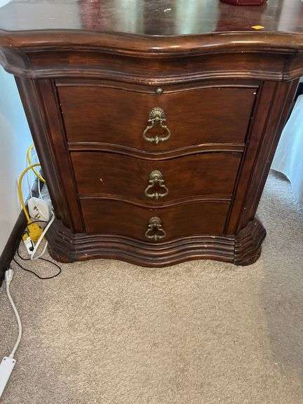 Set of (2) Collezione Europa Wooden Nightstands