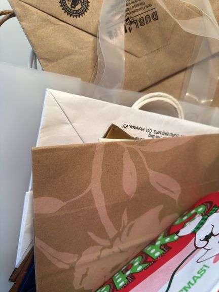 VARIETY OF BASKETS AND SHOPPING AND GIFT BAGS