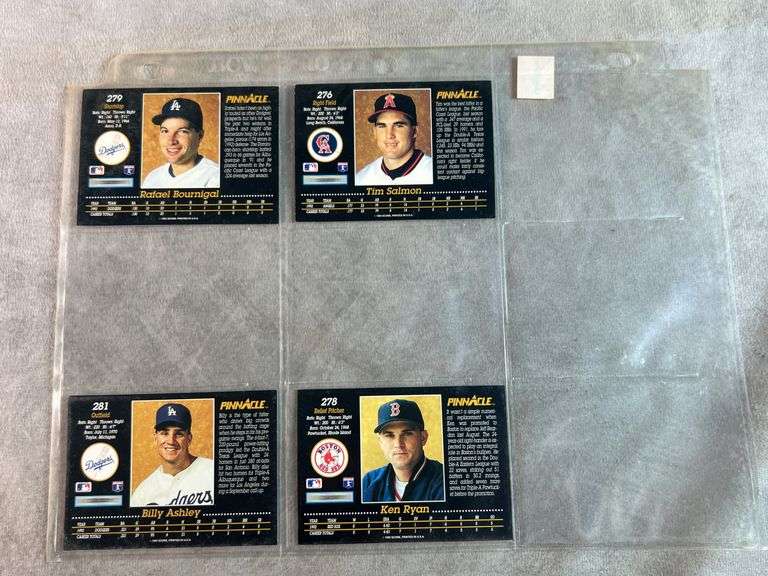 Assortment of Baseball Cards