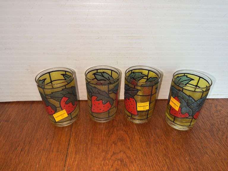 (4) Strawberry Glass Cups