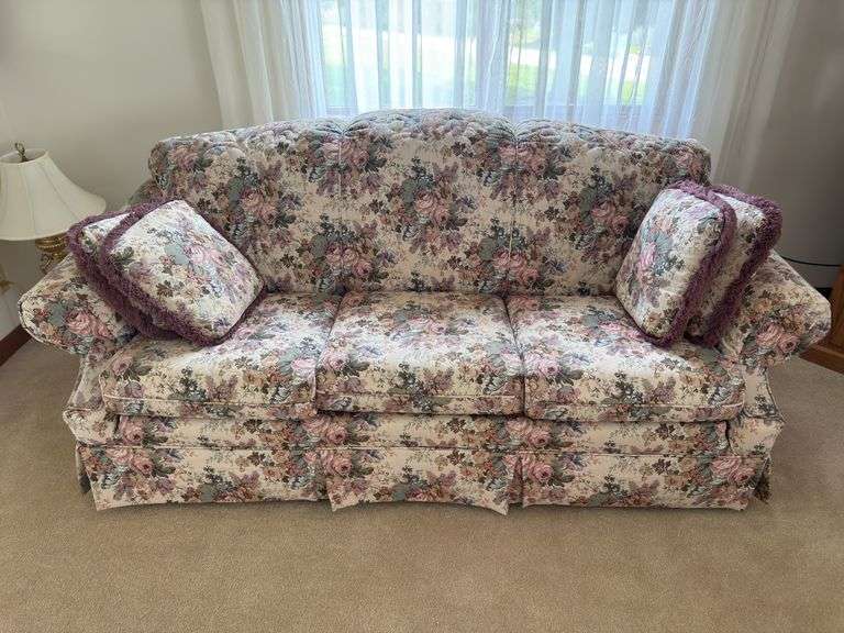 CHARLES SCHNEIDER FLORAL UPHOLSTERED SOFA *GREAT, LIKE NEW CONDITION*