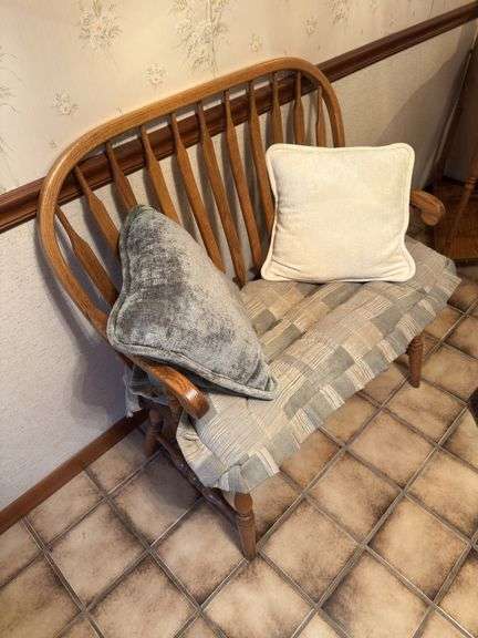 SOLID OAK ENTRANCE DEACONS BENCH