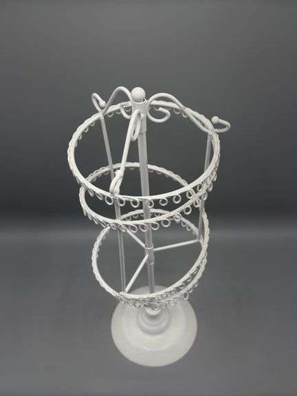 ROTATING JEWELRY CAROUSEL