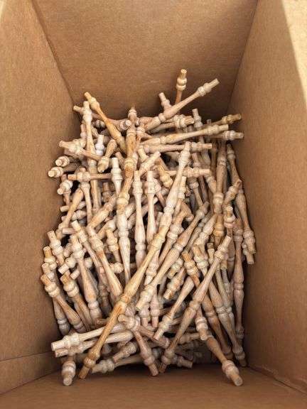 200 Oak Spindles 8.5” L