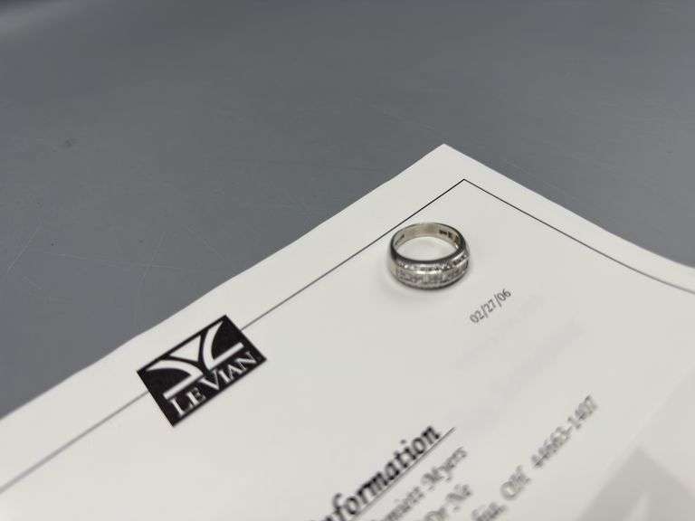 LE VIAN JEWELRY DIAMOND RING