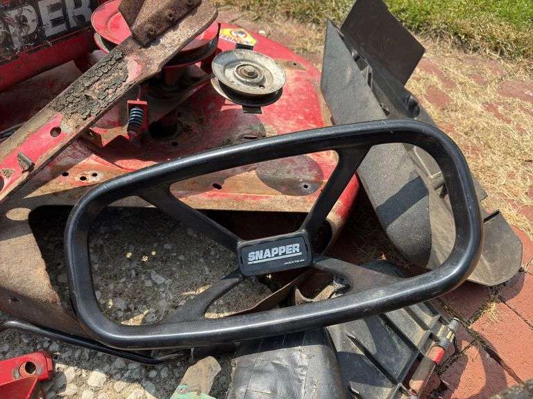 SNAPPER RIDING MOWER PARTS INCLUDING WHEELS, STEERING WHEEL/COLUMN, 28” MOWER DECK, GEAR BOX, BLADE,