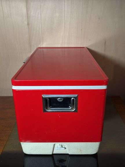 VINTAGE METAL COLEMAN COOLER