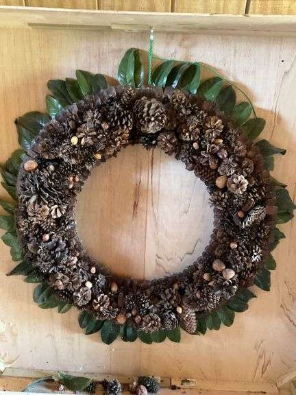 Decorative Wreath in Wooden Storage Box
