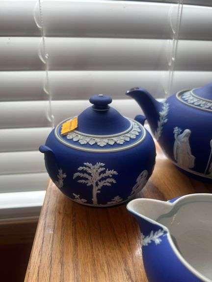 Wedgewood Jasperware 3pc Tea Set, Made in England