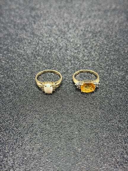 PAIR OF 14K GOLD RINGS: OVAL OPAL/DIAMOND & OVAL CITRINE/DIAMOND @ 6 GRAMS COMBINED
