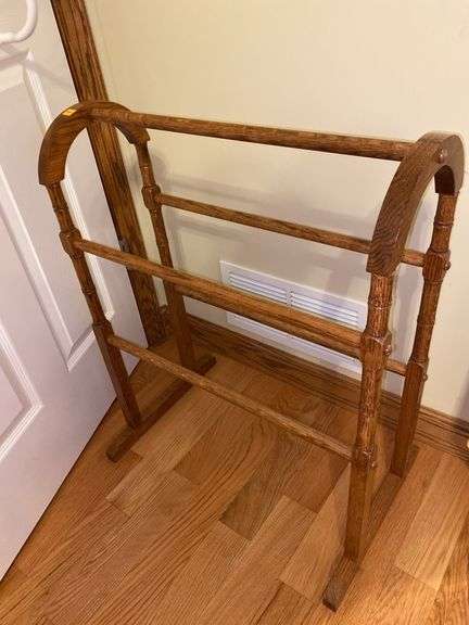 Oak Quilt Rack