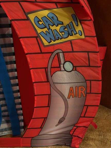 KIDS CAR WASH PLAY-HUT POP UP TENT
