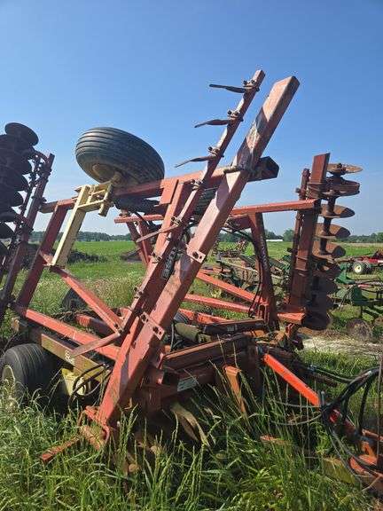 Krause 3950 23' disk harrow