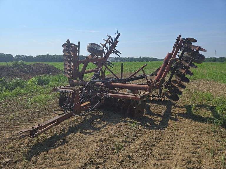 White 271 23' disk harrow