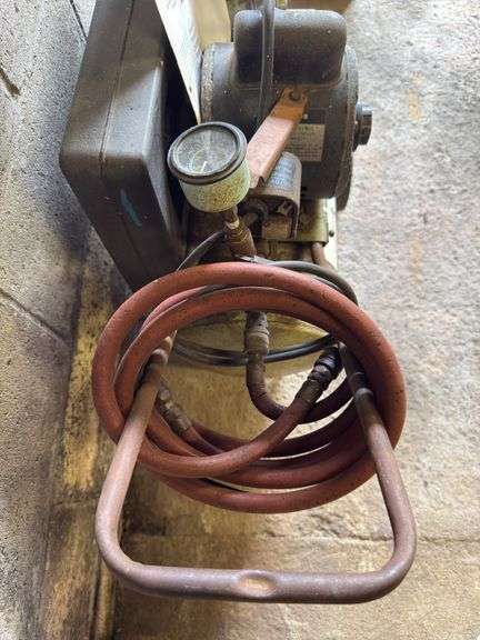 SEARS 1/2 HP AIR COMPRESSOR