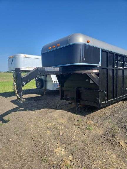 Custom-Fab livestock trailer- 7'x 18'
