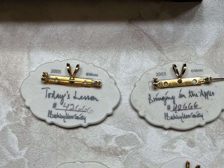 P. Buckley Moss Christmas Geese Pins