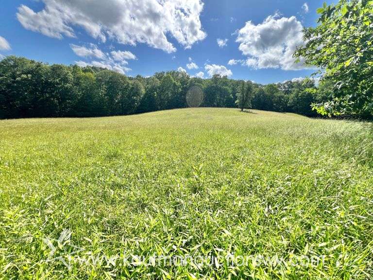 26.5+/ Acres