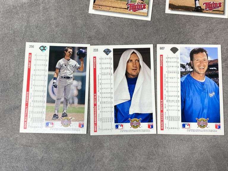 1992 Upper Deck Assorted Baseball Cards