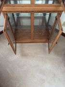 SOLID OAK AMISH MADE CHINA HUTCH