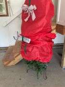 6’ Artificial Christmas Tree with Lights