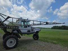 Melroe 3430 Spra-coupe sprayer