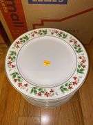 Royal Norfolk Christmas Plates