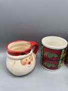 VARIETY OF COFFEE MUGS