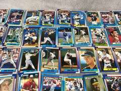 Topps Baseball Cards