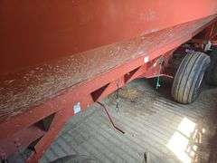 M & W Little Red Wagon grain cart