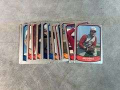 (18) Baseball Legends Baseball Cards
