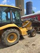 Volvo BL60 Backhoe Loader with extend-hoe