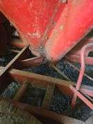 Farmhand 830 Feed Master grinder-mixer