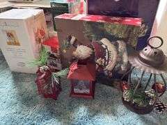 LARGE LOT OF CHRISTMAS HOLIDAY DECOR