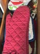 CONTENTS OF DRAWER OVEN MITTS, MEASURING SPOONS