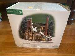 Department 56 “Abington Lockside Inn”