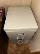 2-DRAWER METAL FILE CABINET WITH KEY